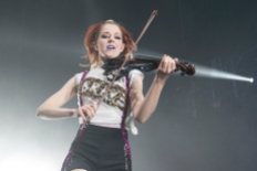 Lindsey-Stirling_Kevin-Knipping_1
